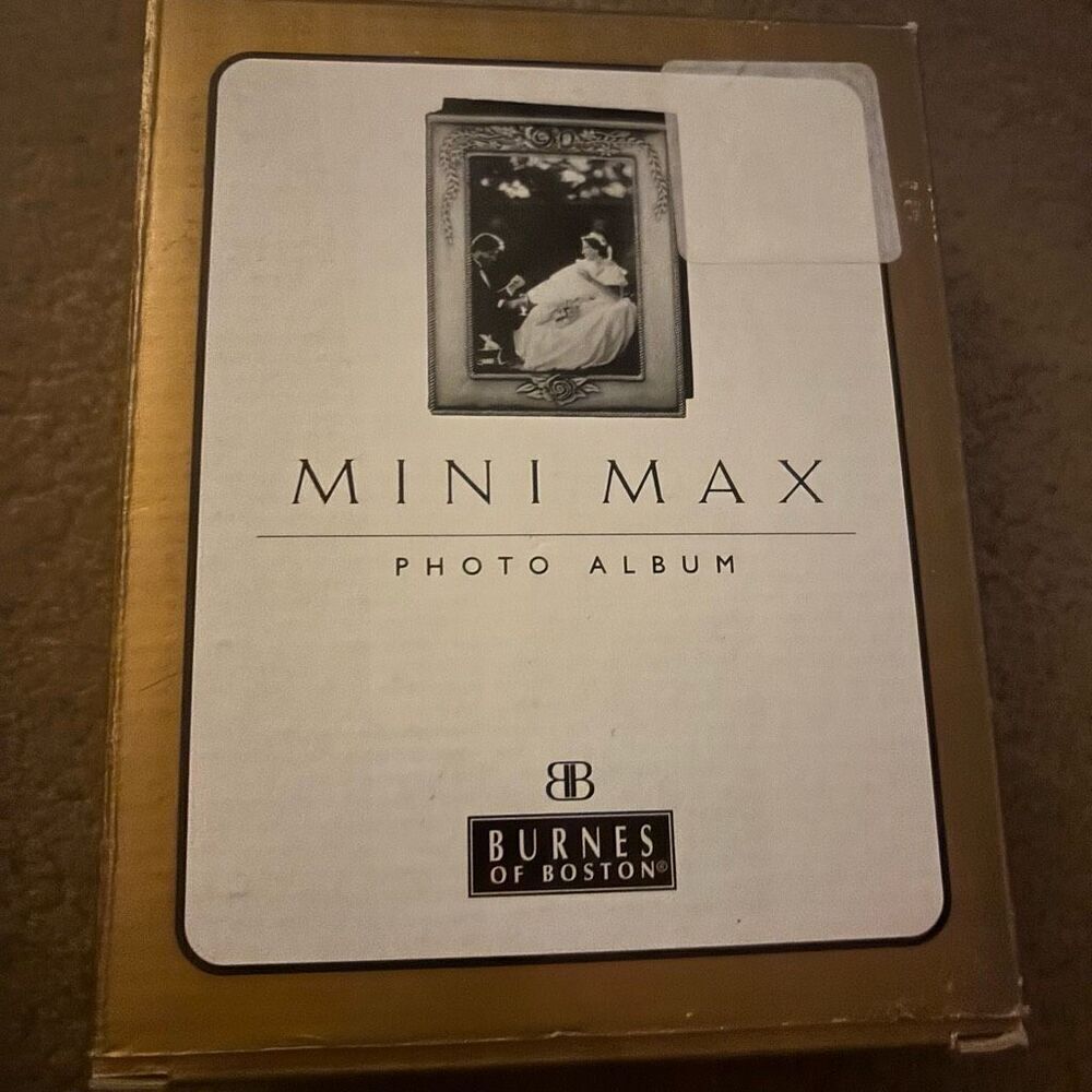 Burnes Of Boston 4x6 Mini Max Photo Album *New*